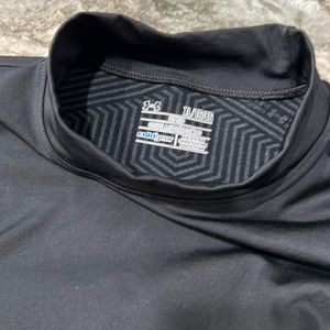 Men’s under Armour XL Fitted Cold Gear Mock Turtleneck